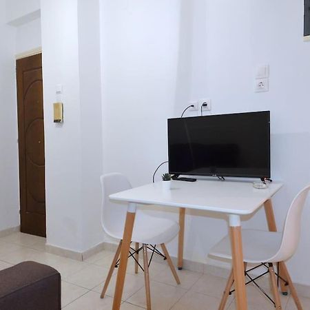 أثينا Minimal Apartment At The Foot Of The Odeon Of ... المظهر الخارجي الصورة