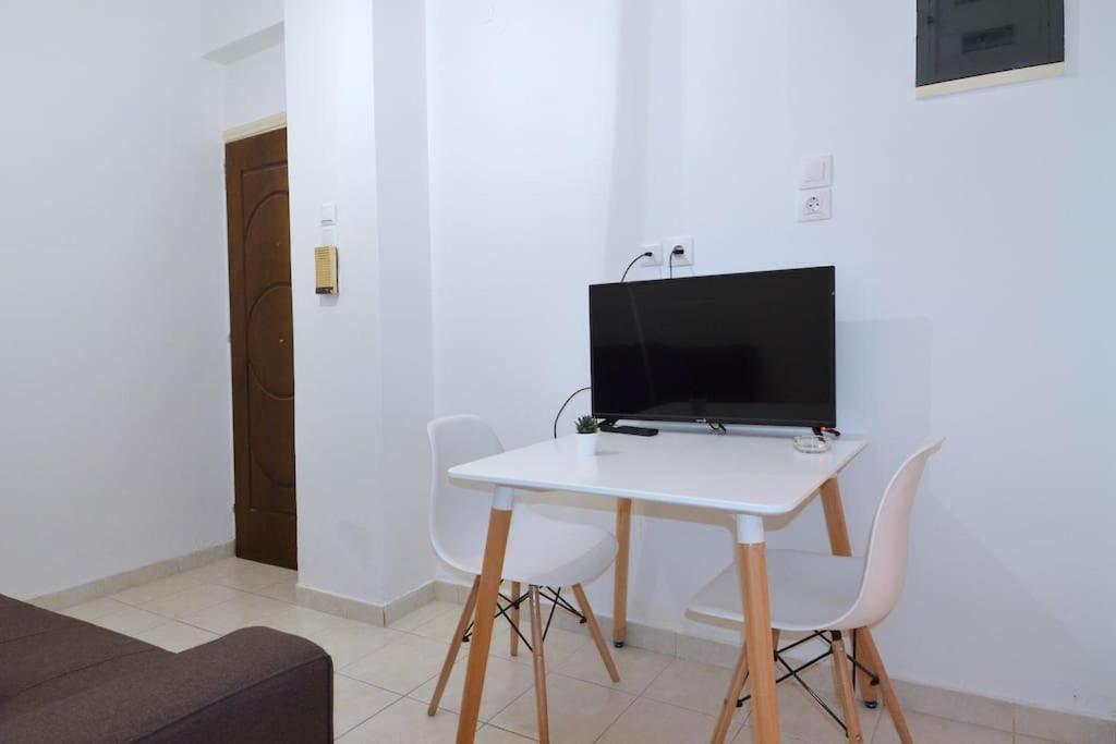 أثينا Minimal Apartment At The Foot Of The Odeon Of ... المظهر الخارجي الصورة